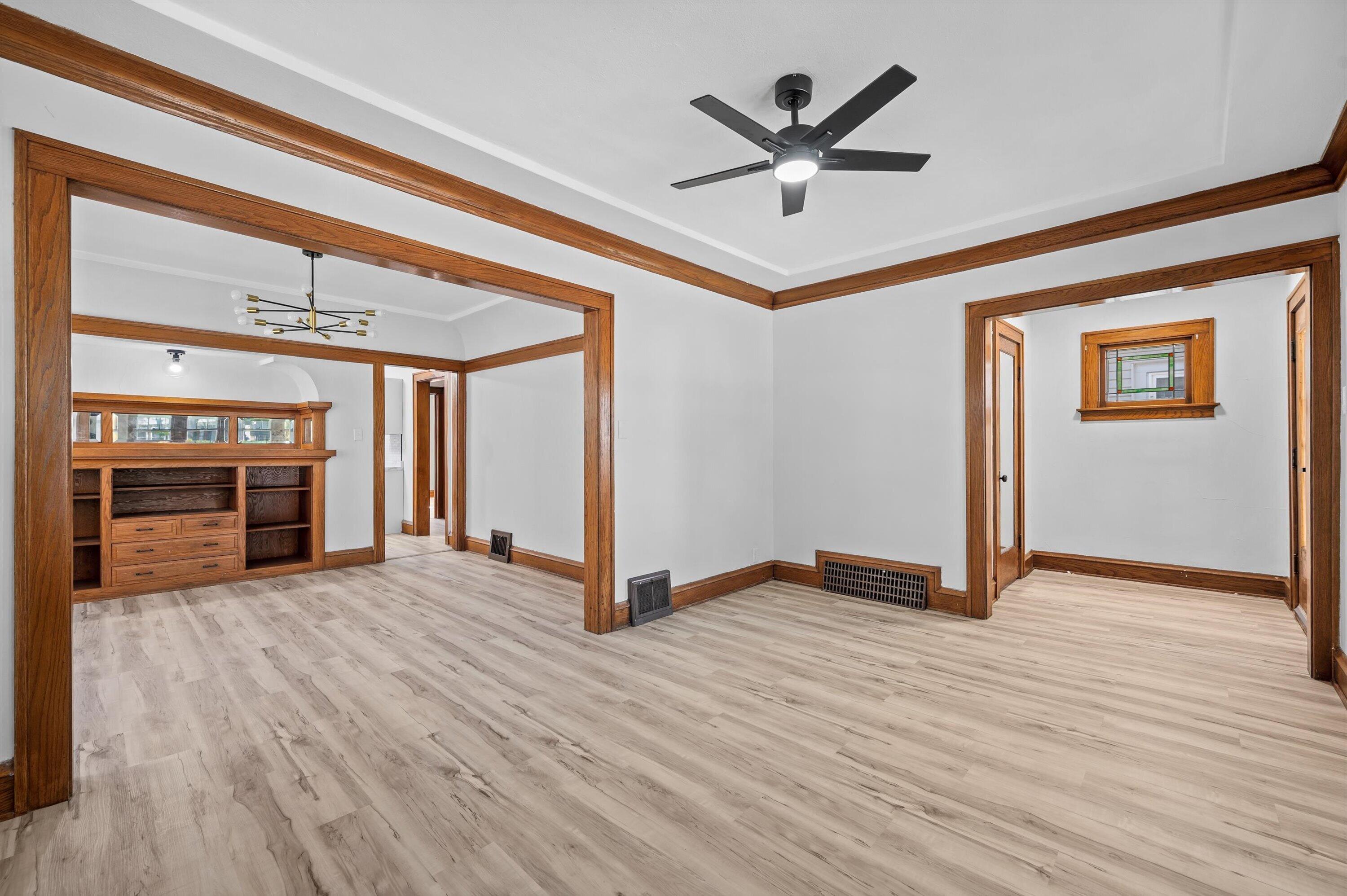 5543 North 34th Street Milwaukee, WI 53209 - Photo 8 of 37 Living & Dining Room