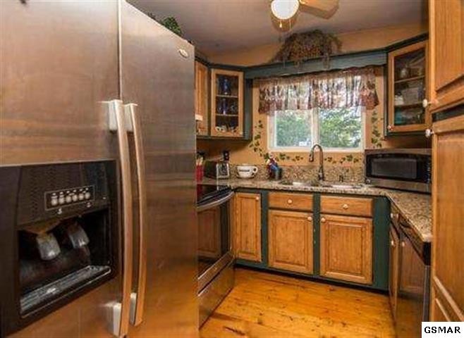 194 Manning Ridge Road Sevierville, TN 37876 - Photo 10 of 21