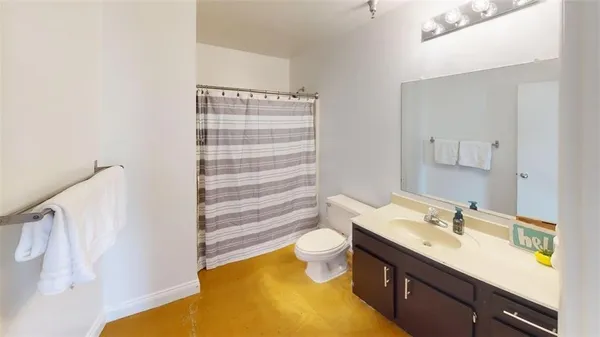$285,000 | 510 Delaware Street, Unit 405, Kansas City, MO 64105
