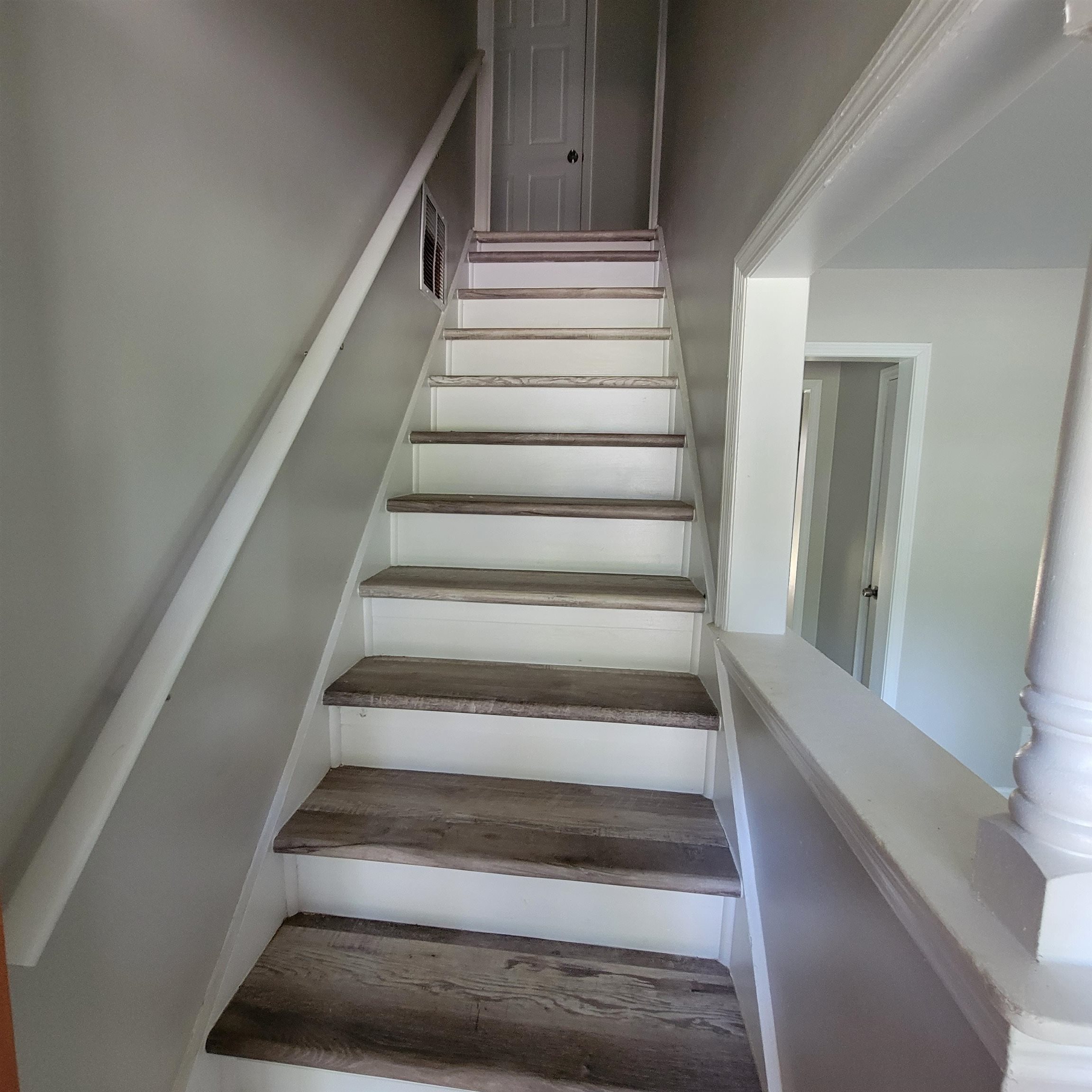 3765 Cazassa Road Memphis, TN 38116 - Photo 14 of 19 a view of entryway