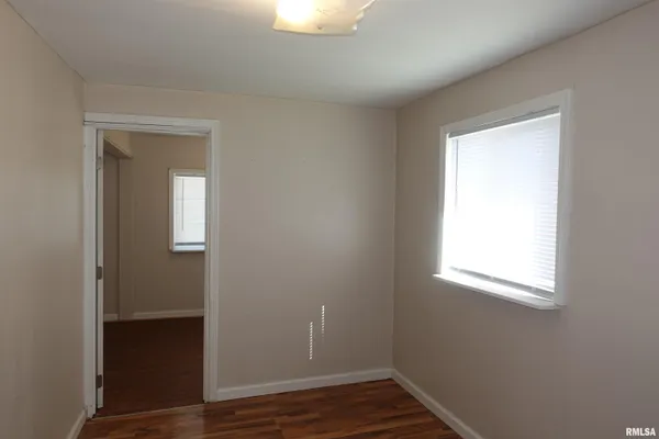 $59,900 | 1465 Jefferson Street, Galesburg, IL 61401