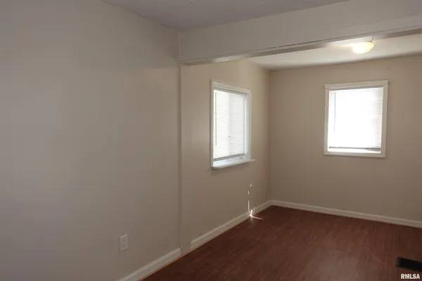 $59,900 | 1465 Jefferson Street, Galesburg, IL 61401