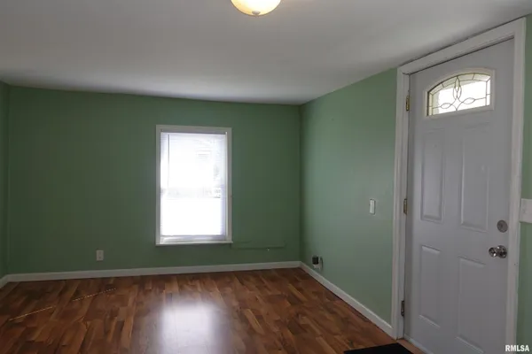 $59,900 | 1465 Jefferson Street, Galesburg, IL 61401