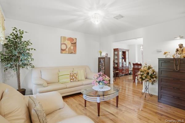 29 Hickory Hill Road Newburgh, NY 12550 - Photo 9 of 47 a living room with furniture and a potted plant