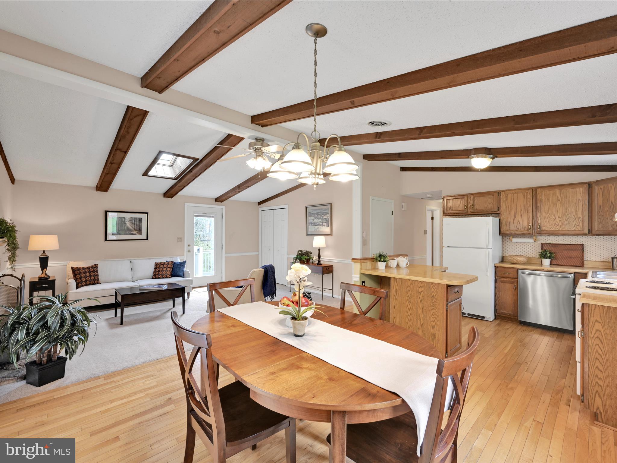 62 Ridge Avenue Ephrata, PA 17522 - Photo 11 of 36 Dining Area