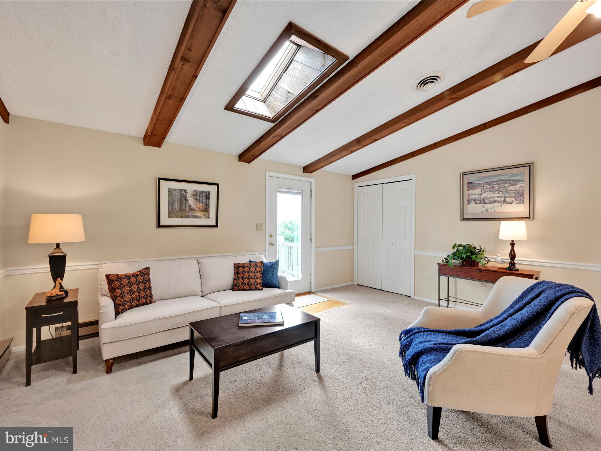 62 Ridge Avenue Ephrata, PA 17522 - Photo 8 of 36 Living Room