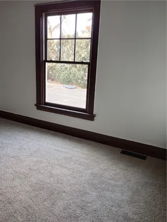 $1,200 | 362 West Gray Street, Elmira, NY 14905