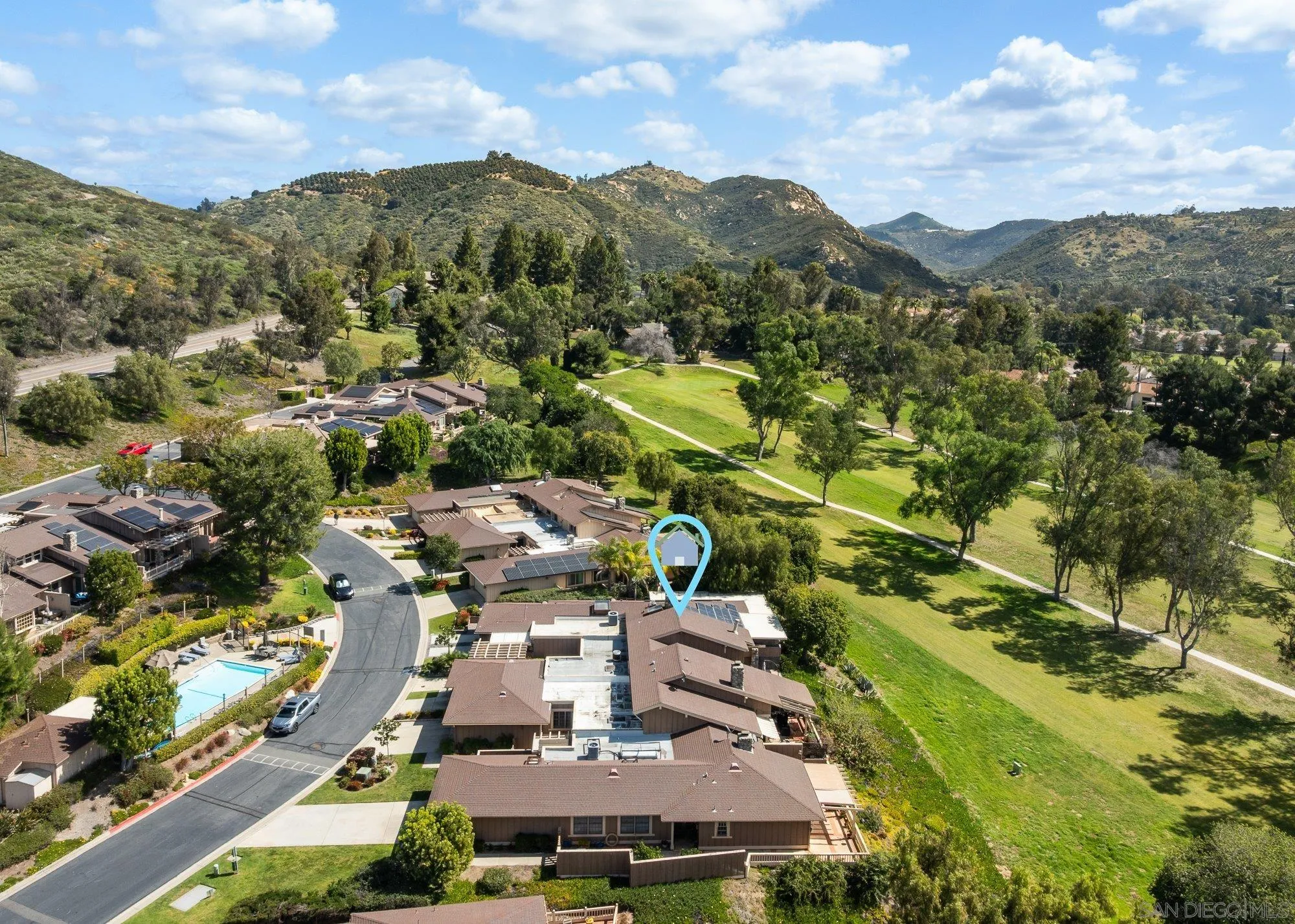 8647 Circle R Valley Lane Escondido, CA 92026 - Photo 37 of 39
