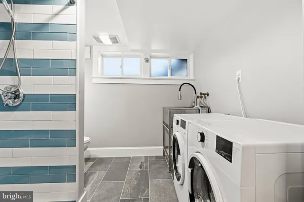 $949,999 | 148 Todd Place Northeast, Washington, DC 20002