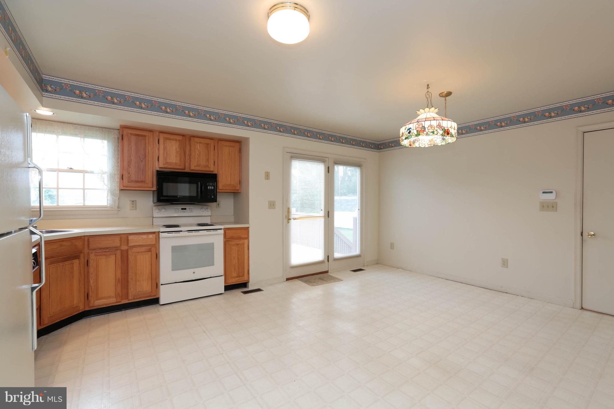 4259 Chapel Road Perry Hall, MD 21128 - Photo 5 of 28 Kitchen