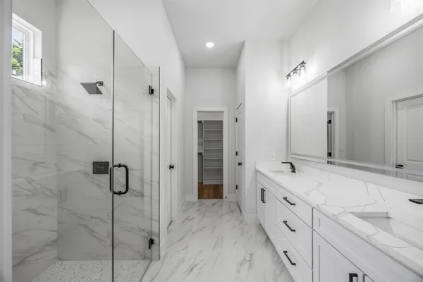 $455,000 | 512 Waikiki Trail, Tool, TX 75143