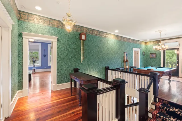 $699,900 | 401 North Walnut Avenue, Eagle Lake, TX 77434