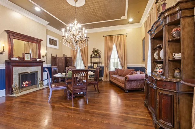 $699,900 | 401 North Walnut Avenue, Eagle Lake, TX 77434