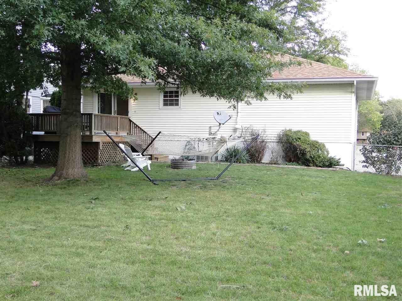 5806 Oakbrook Road Davenport, IA 52806 - Photo 16 of 16 Gallery Image 16