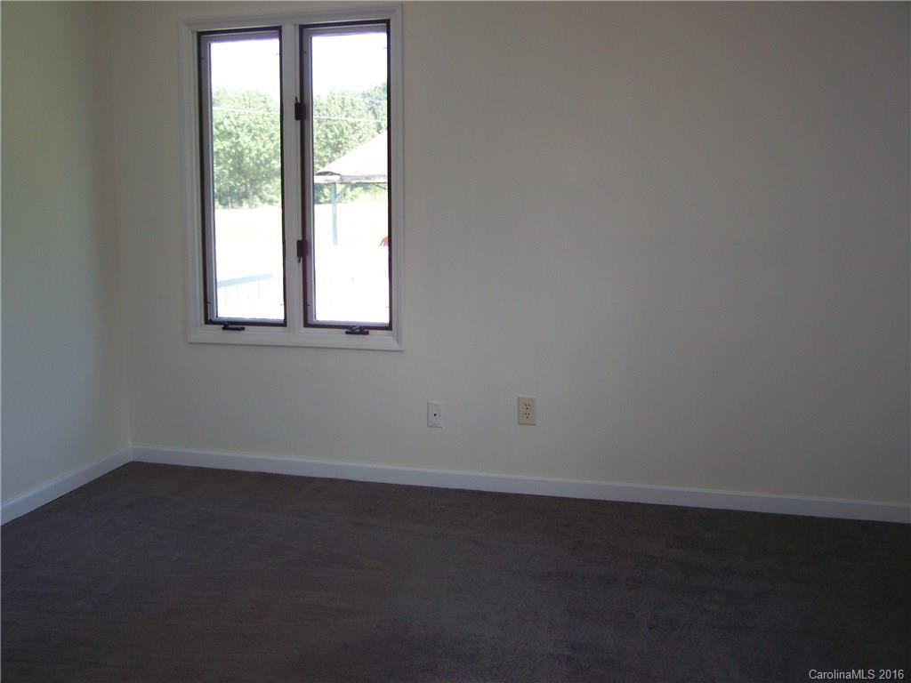 2355 Sloop Road Mount Ulla, NC 28125 - Photo 7 of 16 Gallery Image 7