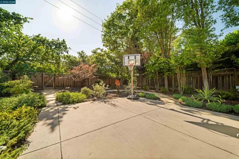 $2,099,000 | 15 Wildwood Court, Danville, CA 94526