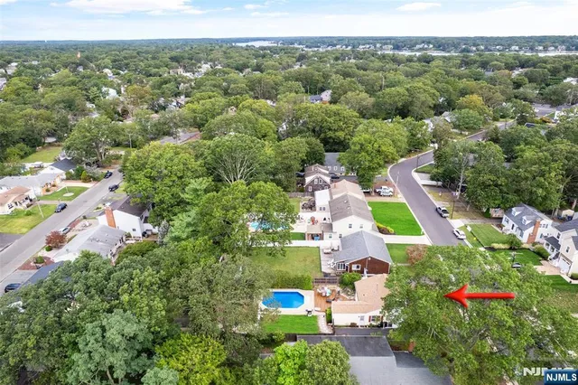 an aerial view of multiple house