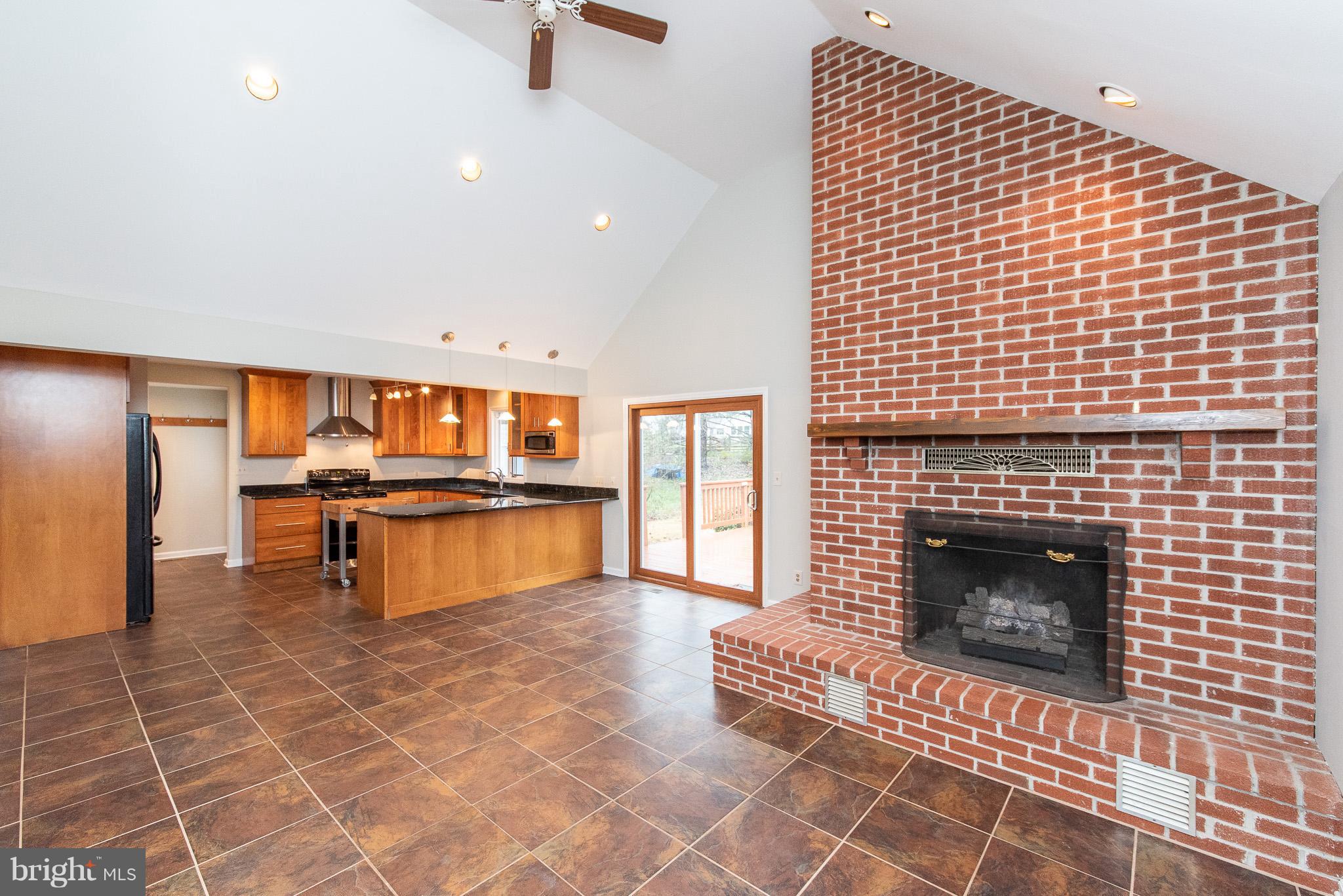 907 East Wheel Road Bel Air, MD 21015 - Photo 12 of 43 Family Room