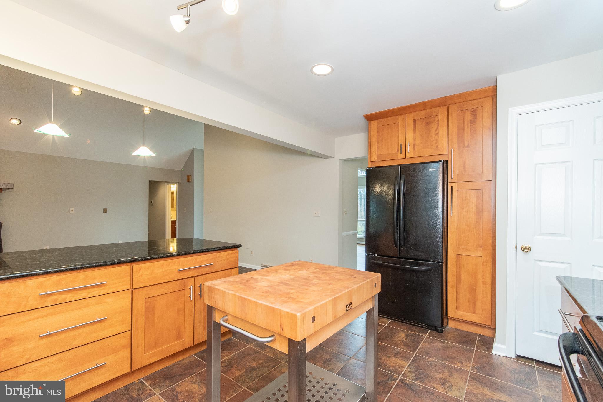 907 East Wheel Road Bel Air, MD 21015 - Photo 16 of 43 Kitchen