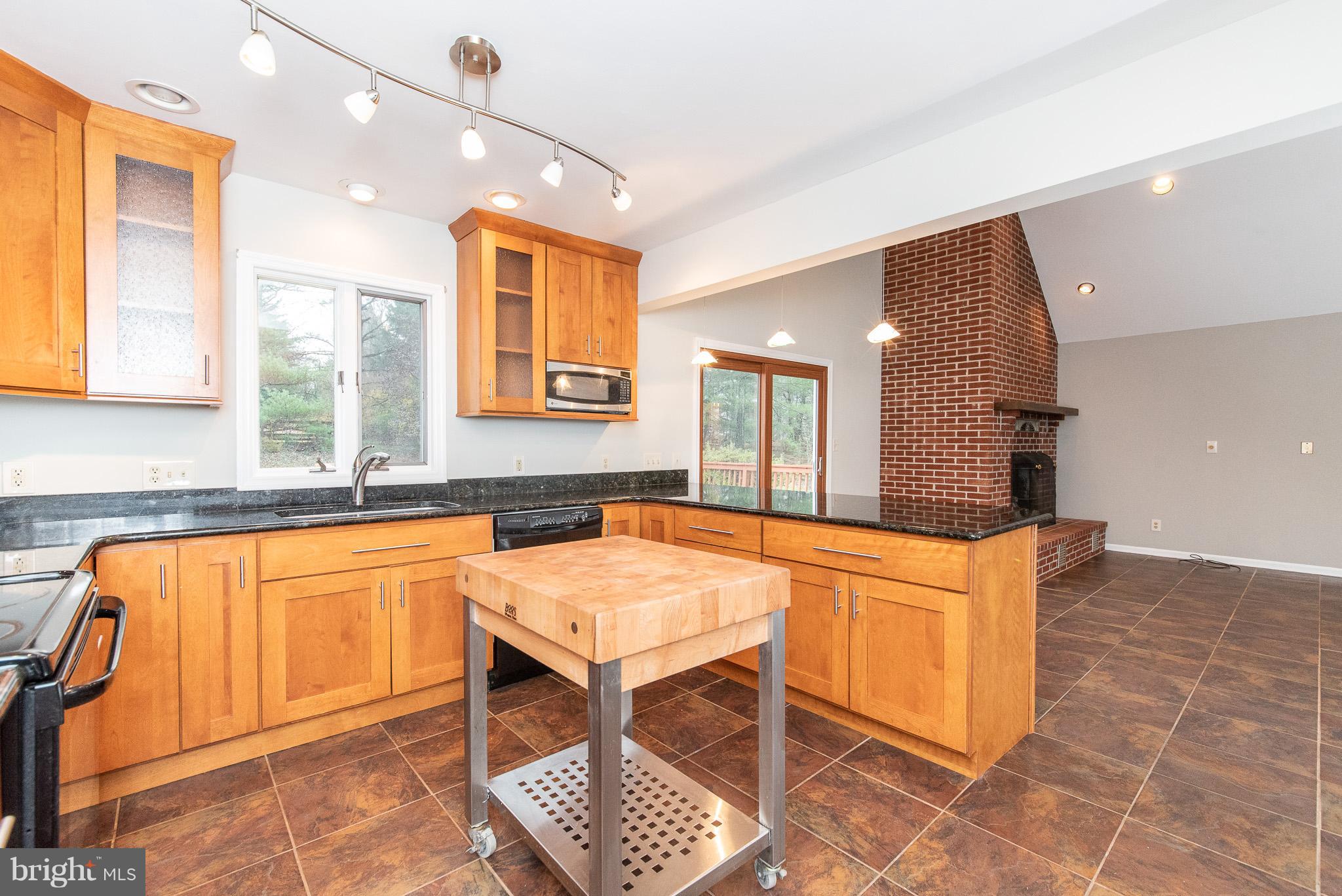 907 East Wheel Road Bel Air, MD 21015 - Photo 20 of 43 Kitchen