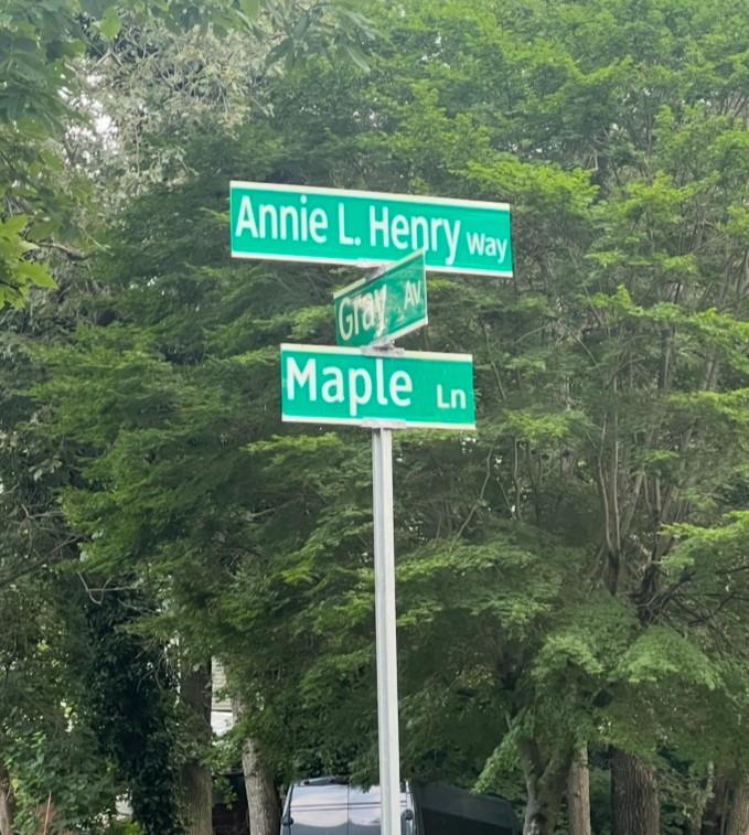 100 Maple Lane Medford, NY 11763 - Photo 11 of 13 Exterior view