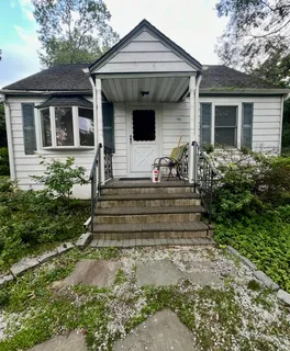 $339,990 | 100 Maple Lane, Medford, NY 11763