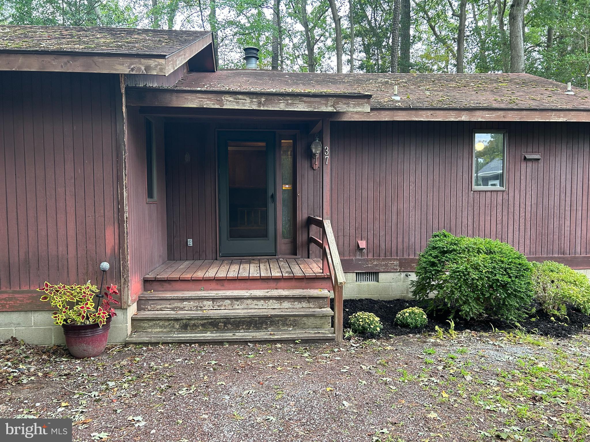 37 Brookside Road Berlin, MD 21811 - Photo 3 of 30