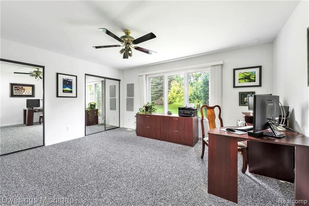 1037 South Adams Road Rochester Hills, MI 48309 - Photo 28 of 67