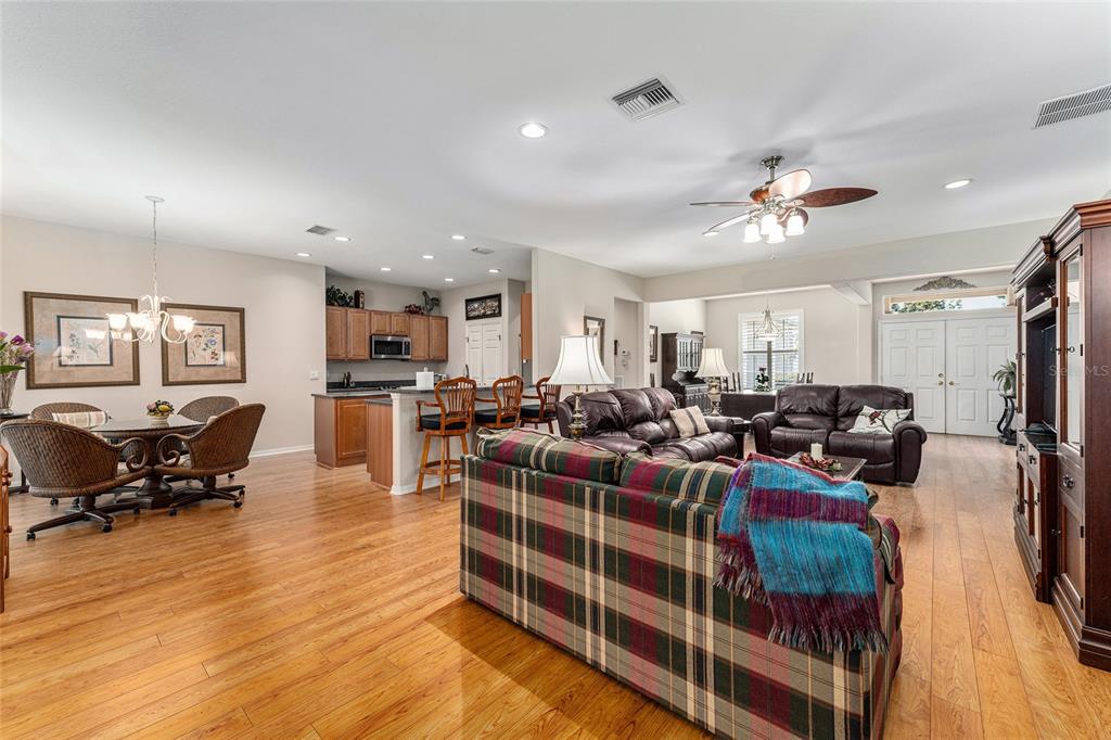 12947 Southeast 97th Terrace Road Summerfield, FL 34491 - Photo 9 of 79