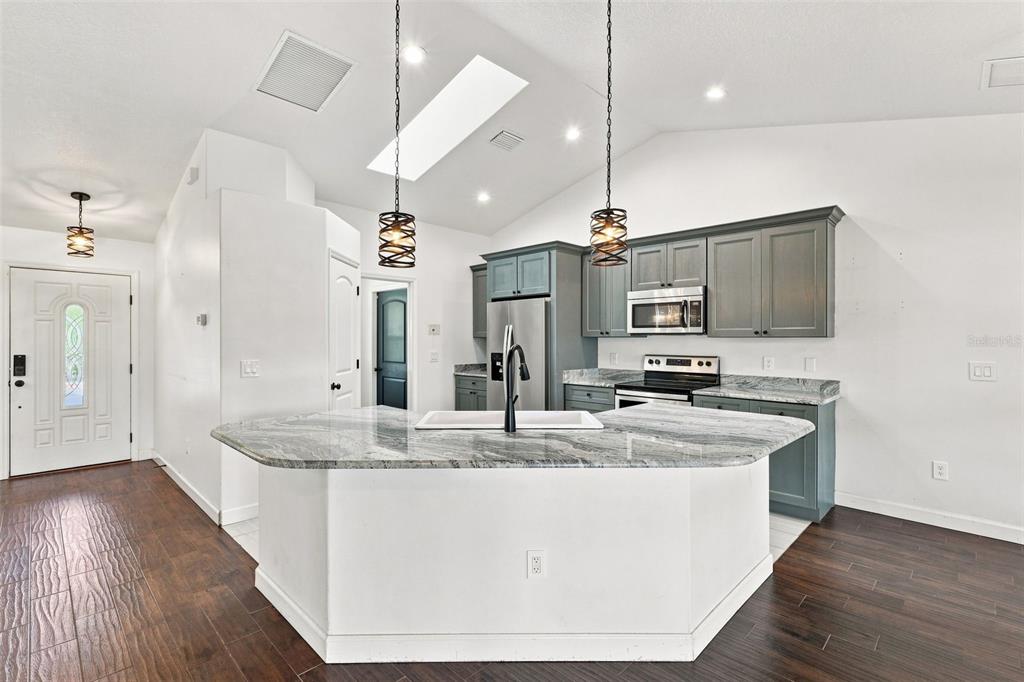 120 Floridana Road DeBary, FL 32713 - Photo 7 of 46 Gallery Image 7