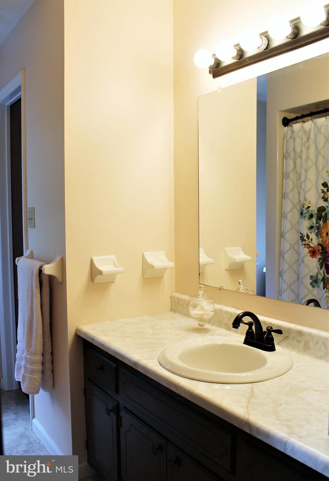115 Mine Road Hershey, PA 17033 - Photo 24 of 39 Full Bath Second Floor