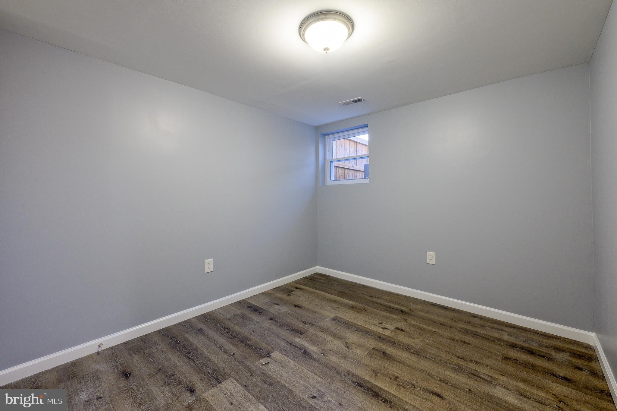209 Westshire Road Baltimore, MD 21229 - Photo 30 of 37 Gallery Image 30