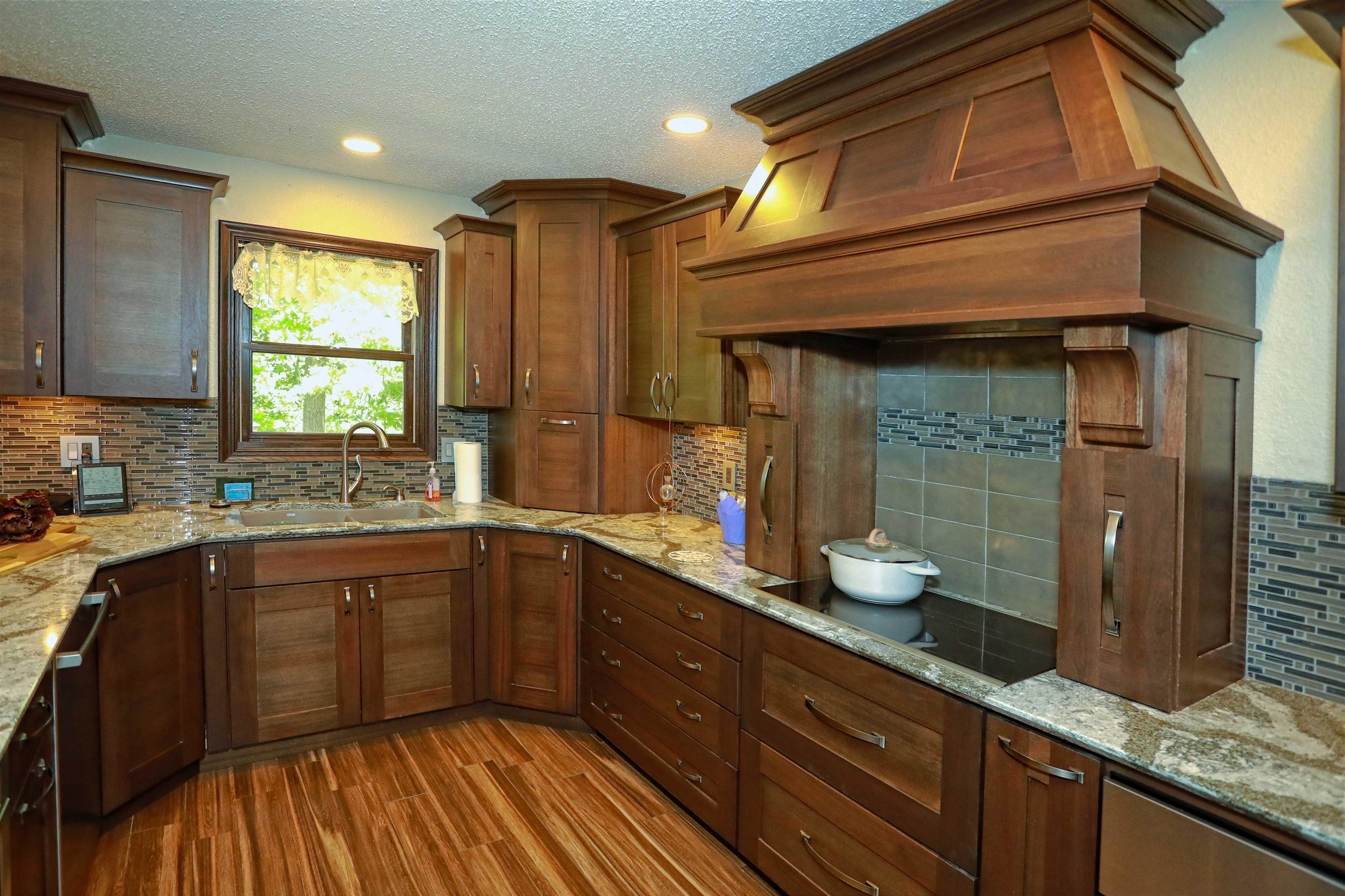 1424 Oxbow Road Stevens Point, WI 54482 - Photo 8 of 58