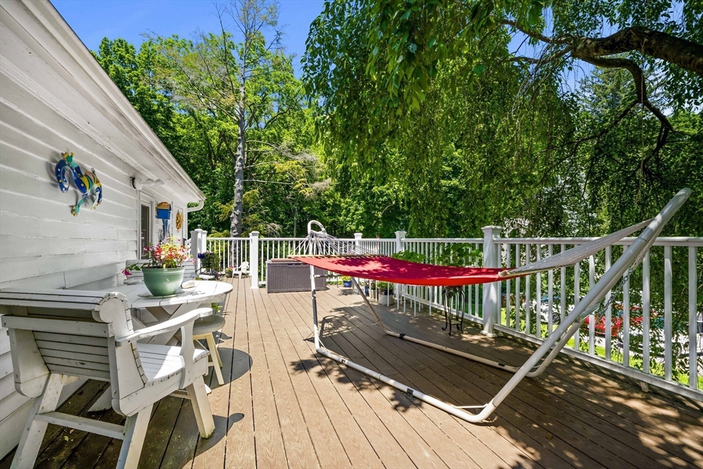 376 Main Street, Unit 4 Amesbury, MA 01913 - Photo 12 of 33