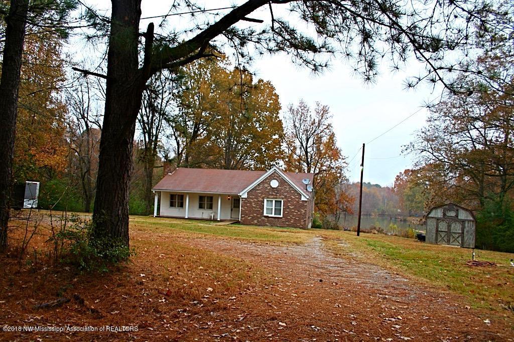 8474 Crestview Road Hernando, MS 38632 - Photo 2 of 37 IMG_0788