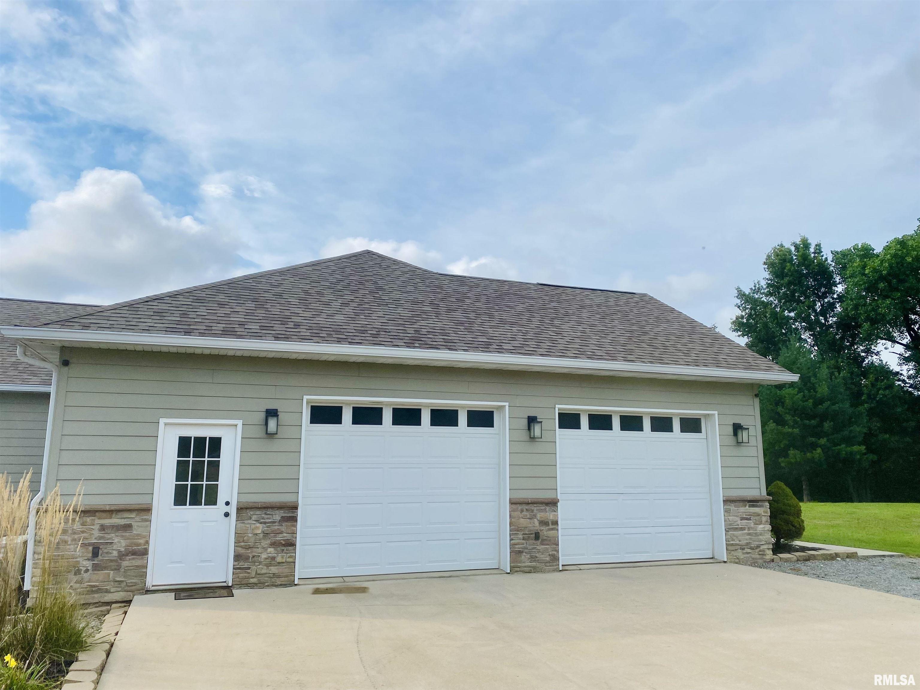 5060 England Road Kell, IL 62853 - Photo 19 of 27