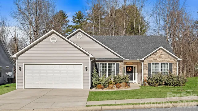 $460,000 | 136 Grove End Road, Fletcher, NC 28732