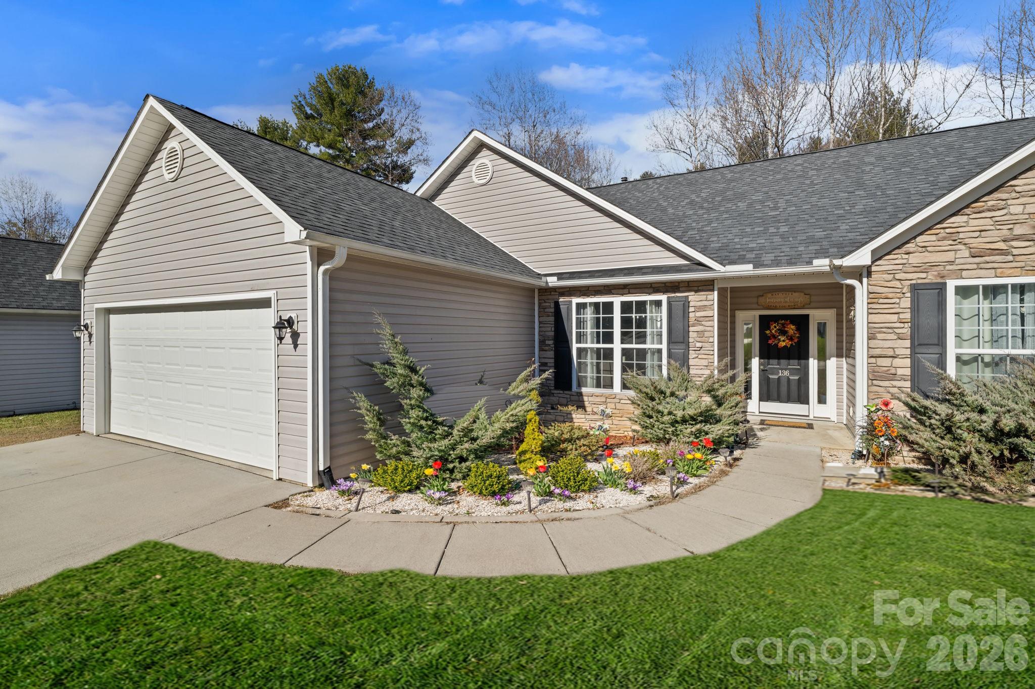 136 Grove End Road Fletcher, NC 28732 - Photo 2 of 25