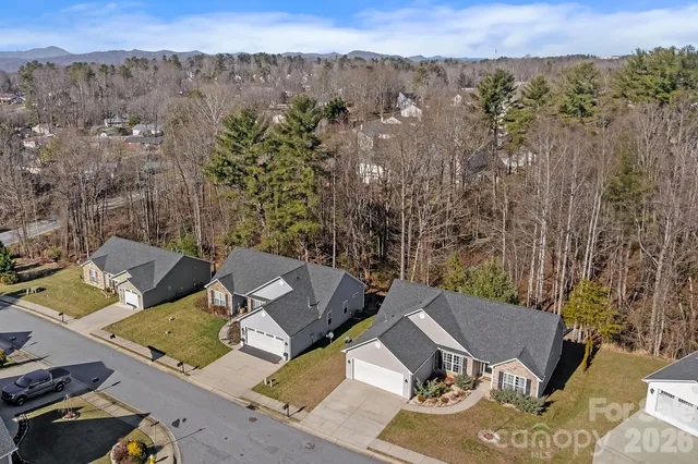 $460,000 | 136 Grove End Road, Fletcher, NC 28732