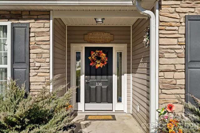 $460,000 | 136 Grove End Road, Fletcher, NC 28732