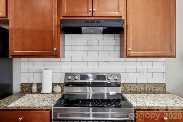 $460,000 | 136 Grove End Road, Fletcher, NC 28732