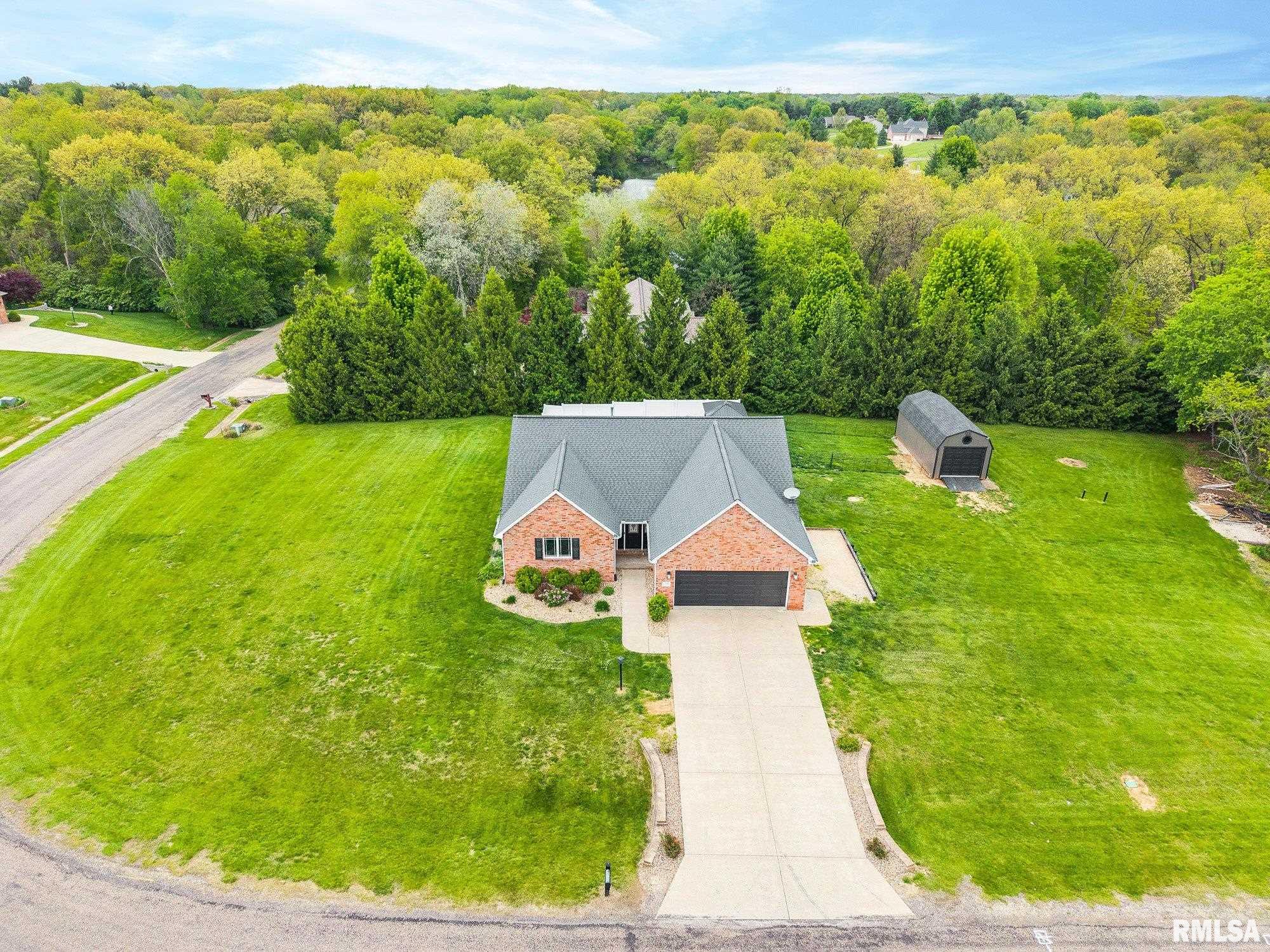 7216 South Ridgebrook Drive Mapleton, IL 61547 - Photo 1 of 53