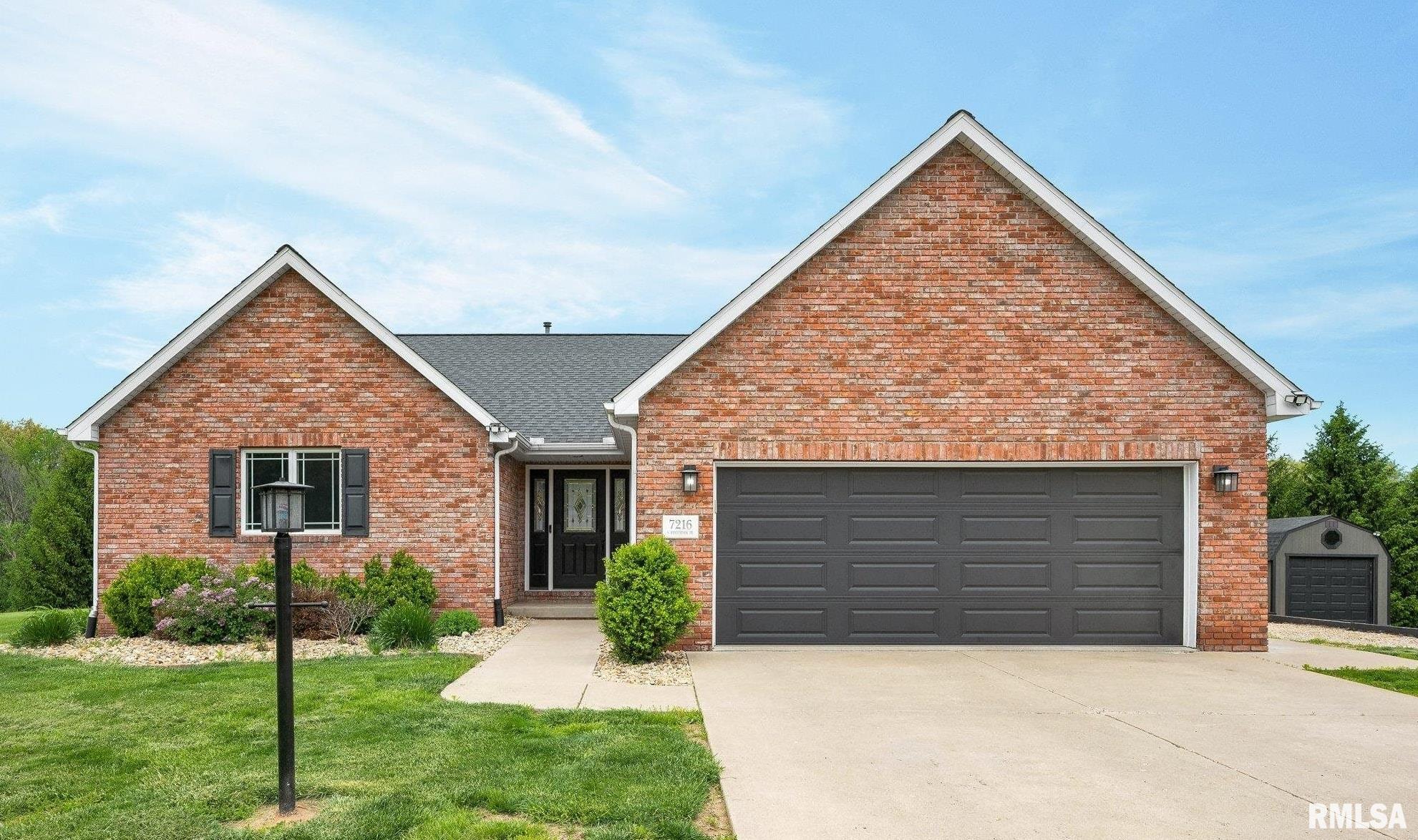 7216 South Ridgebrook Drive Mapleton, IL 61547 - Photo 2 of 53