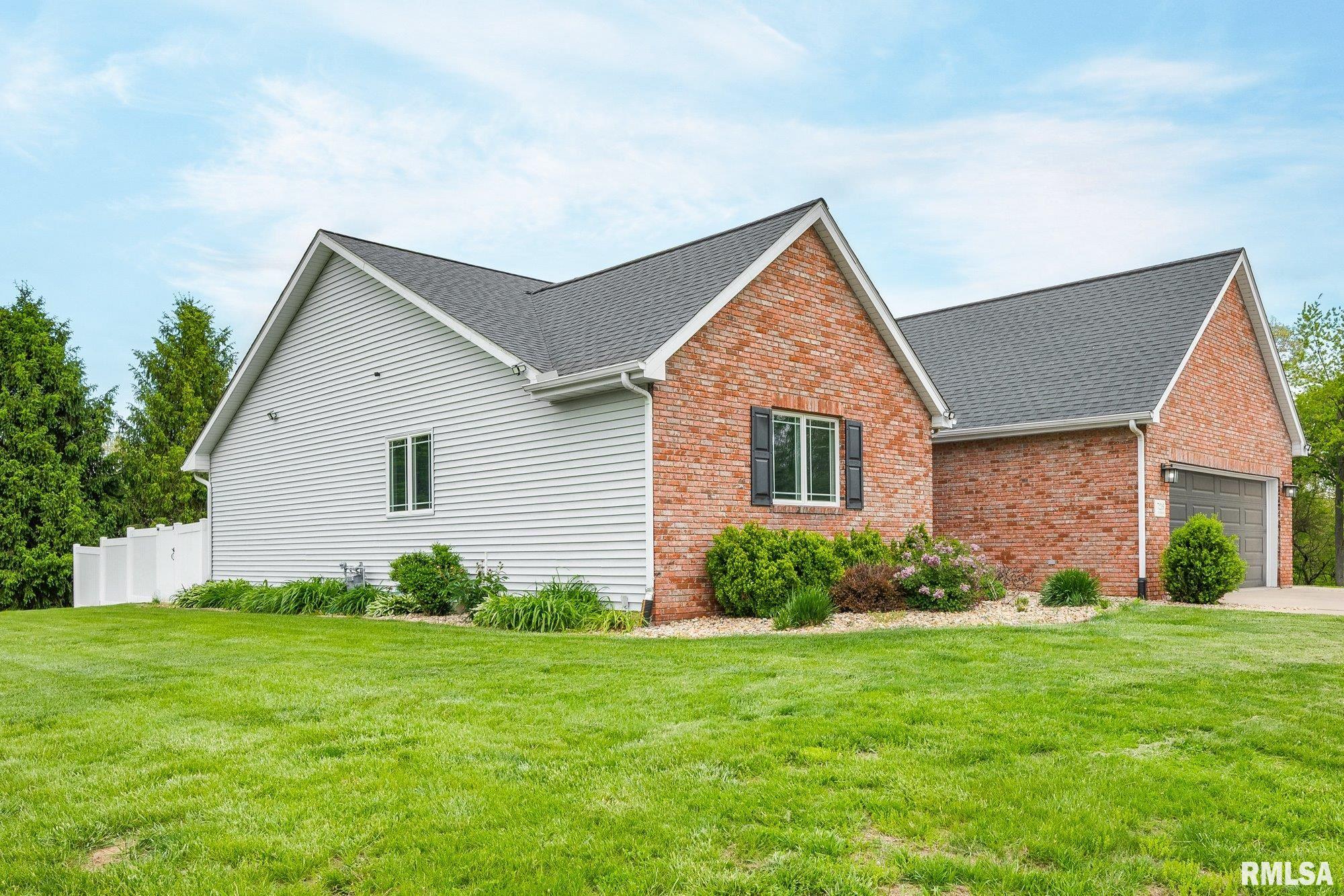 7216 South Ridgebrook Drive Mapleton, IL 61547 - Photo 4 of 53