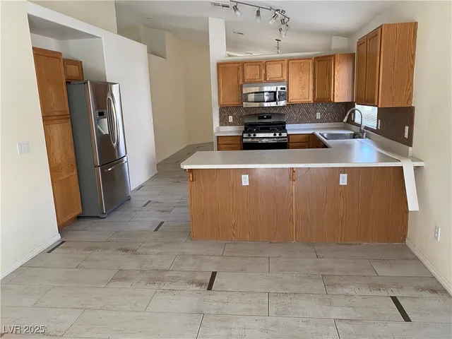 $1,900 | 7845 West March Brown Avenue, Las Vegas, NV 89149