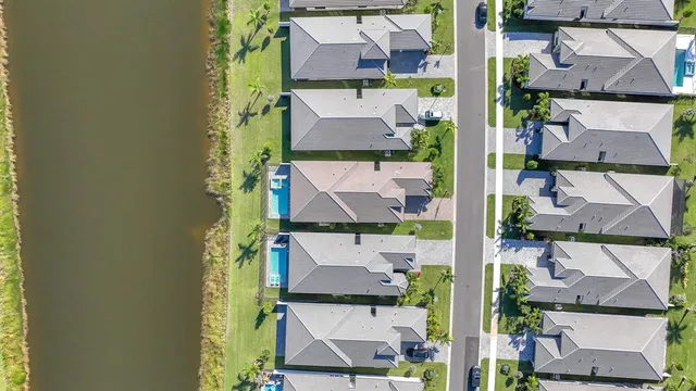 $8,500 | 10990 Violet Mdw Street, Boynton Beach, FL 33473