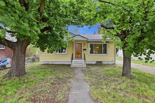 $274,900 | 5418 North Monroe Street, Spokane, WA 99205