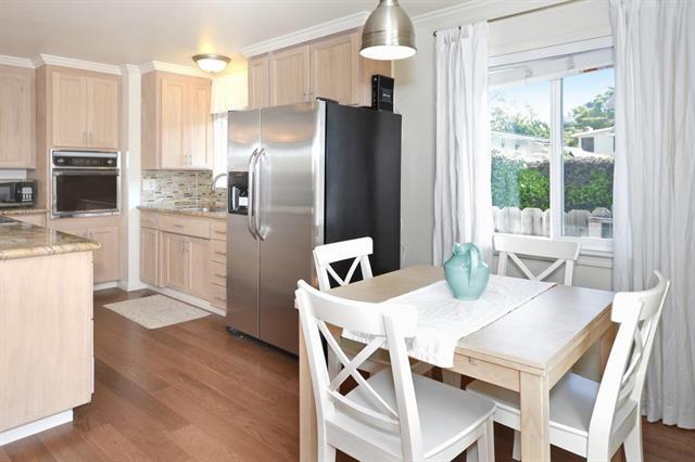 124 Bennett Road Aptos, CA 95003 - Photo 6 of 24 Gallery Image 6