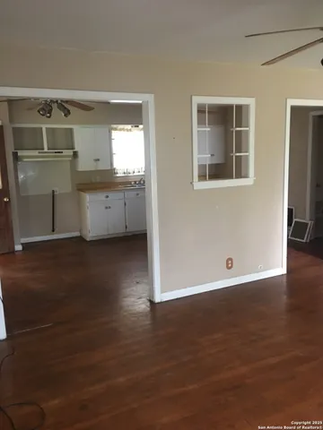 $1,200 | 816 Wilson Street, Uvalde, TX 78801