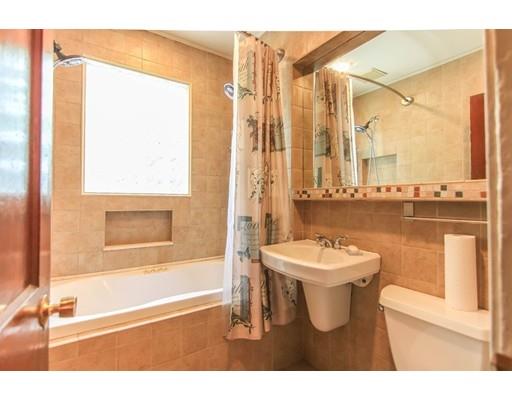60 Valley View Lane Worcester, MA 01604 - Photo 18 of 42 Gallery Image 18